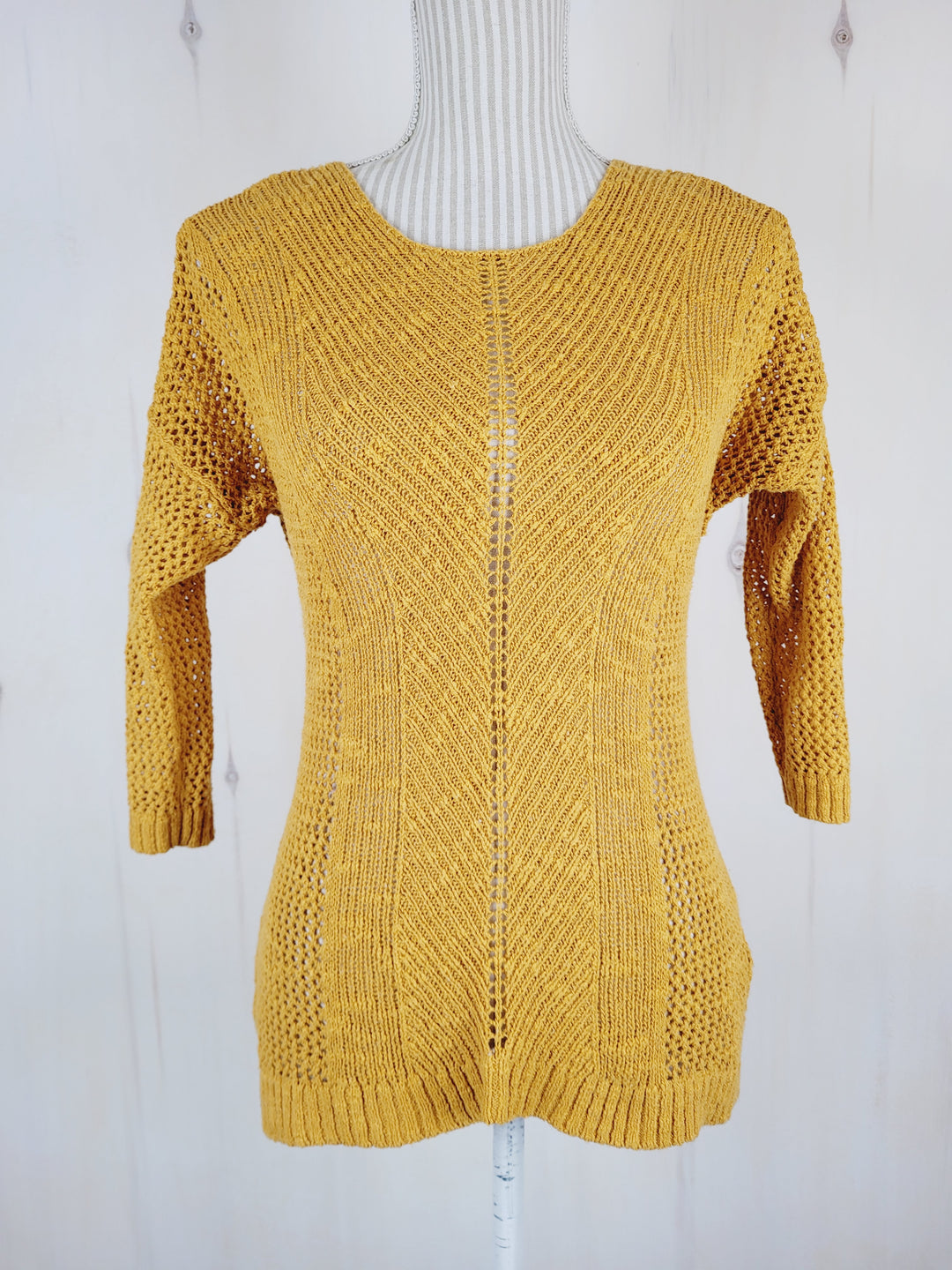 OLD NAVY MUSTARD KNIT SWEATER LADIES XS PRE-LOVED