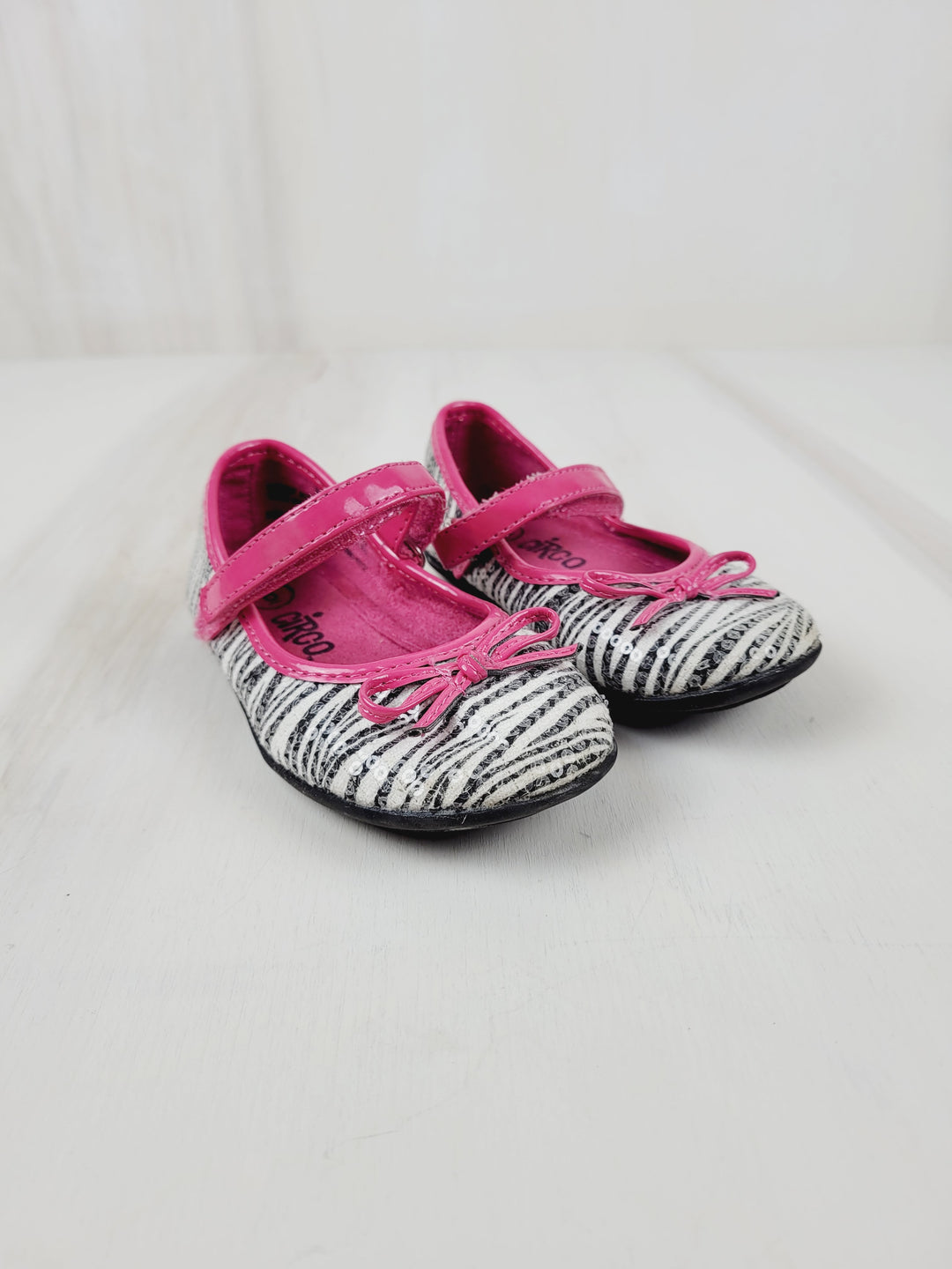 CIRCO ZEBRA PRINT SHOES SIZE 6 PRE-LOVED