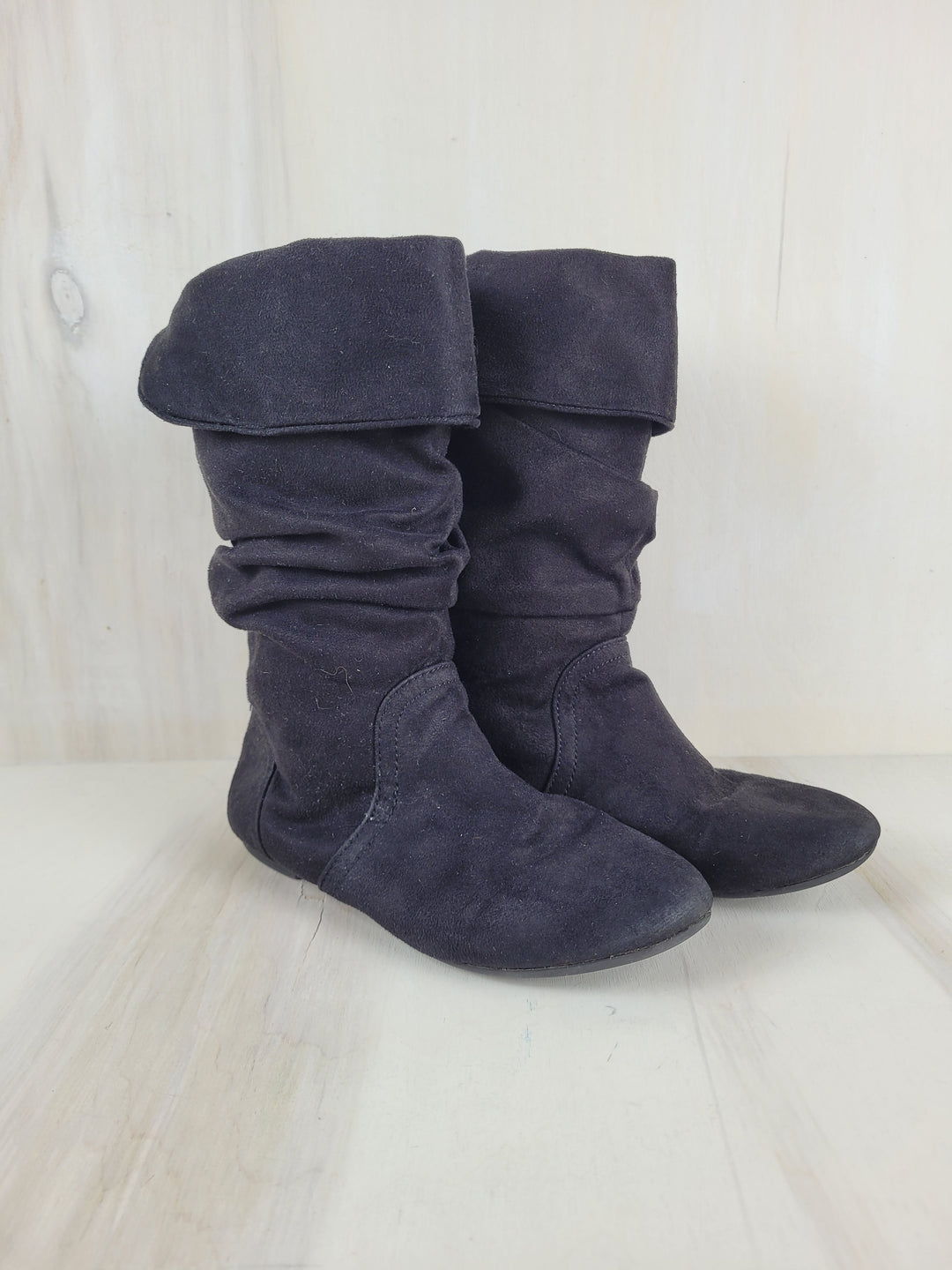 SMARTFIT BLACK BOOTS YOUTH SIZE 2 PRE-LOVED