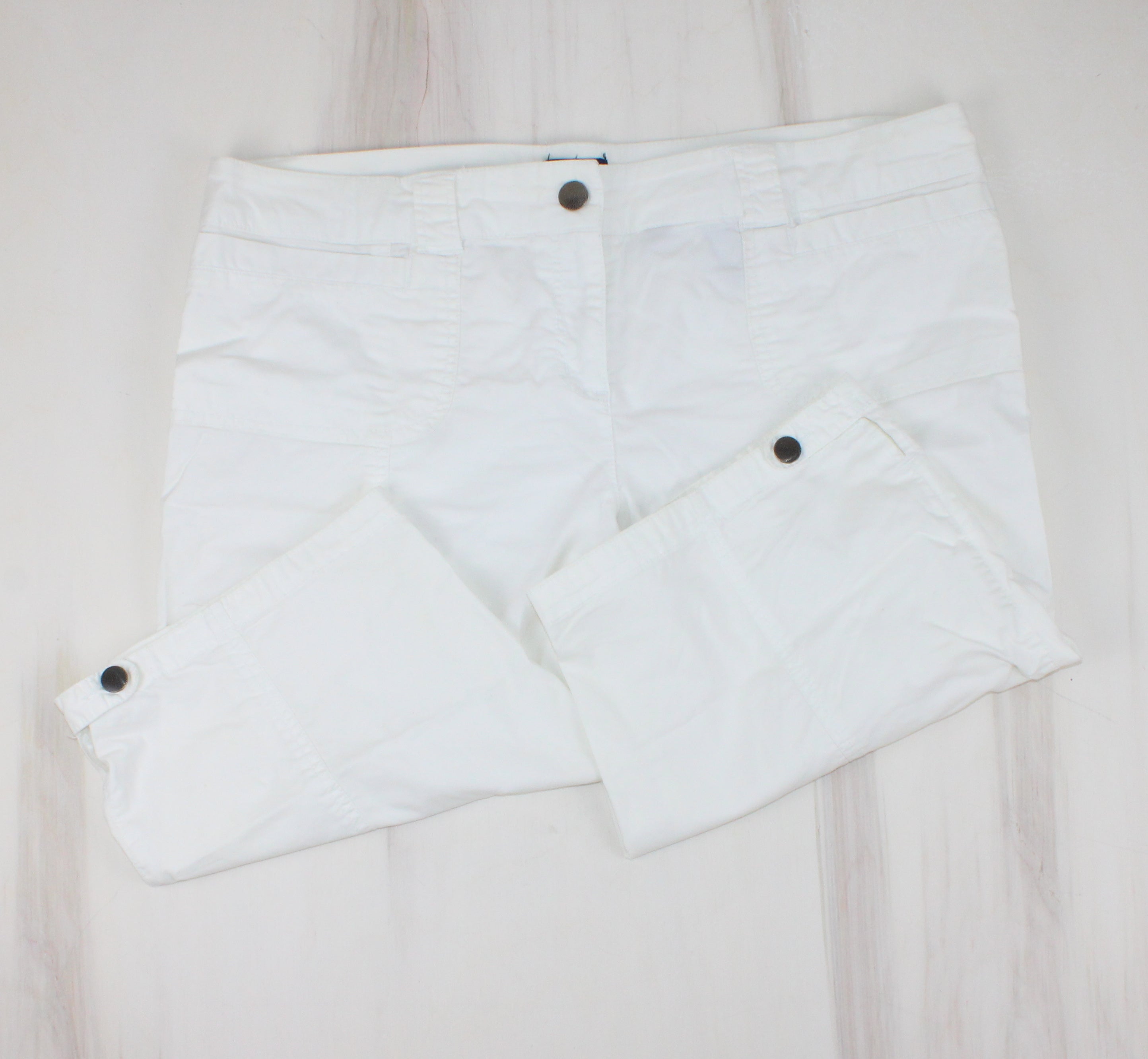 REITMANS WHITE CAPRIS LADIES 16P PRE-LOVED – Betty's Marketplace
