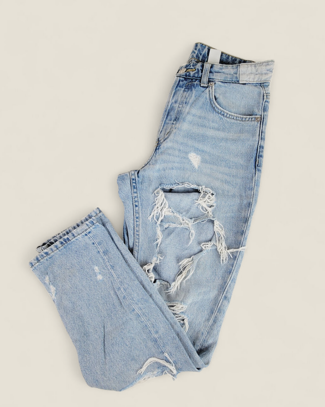 &DENIM HEAVILY DISTRESSED JEANS LADIES SIZE 0 PRE-LOVED