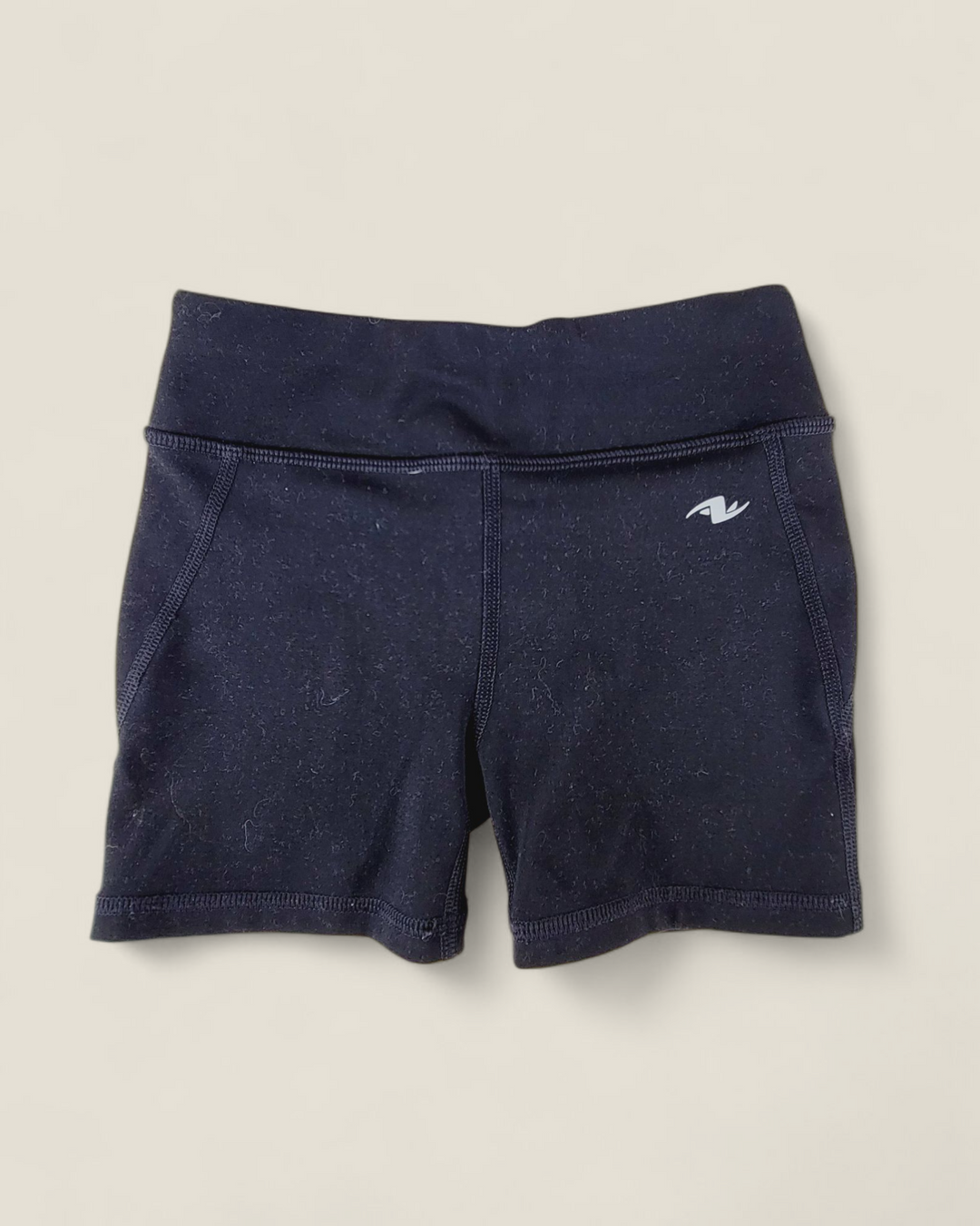 ATHLETIC WORKS BLACK BIKE SHORTS GIRLS 6Y PRE-LOVED