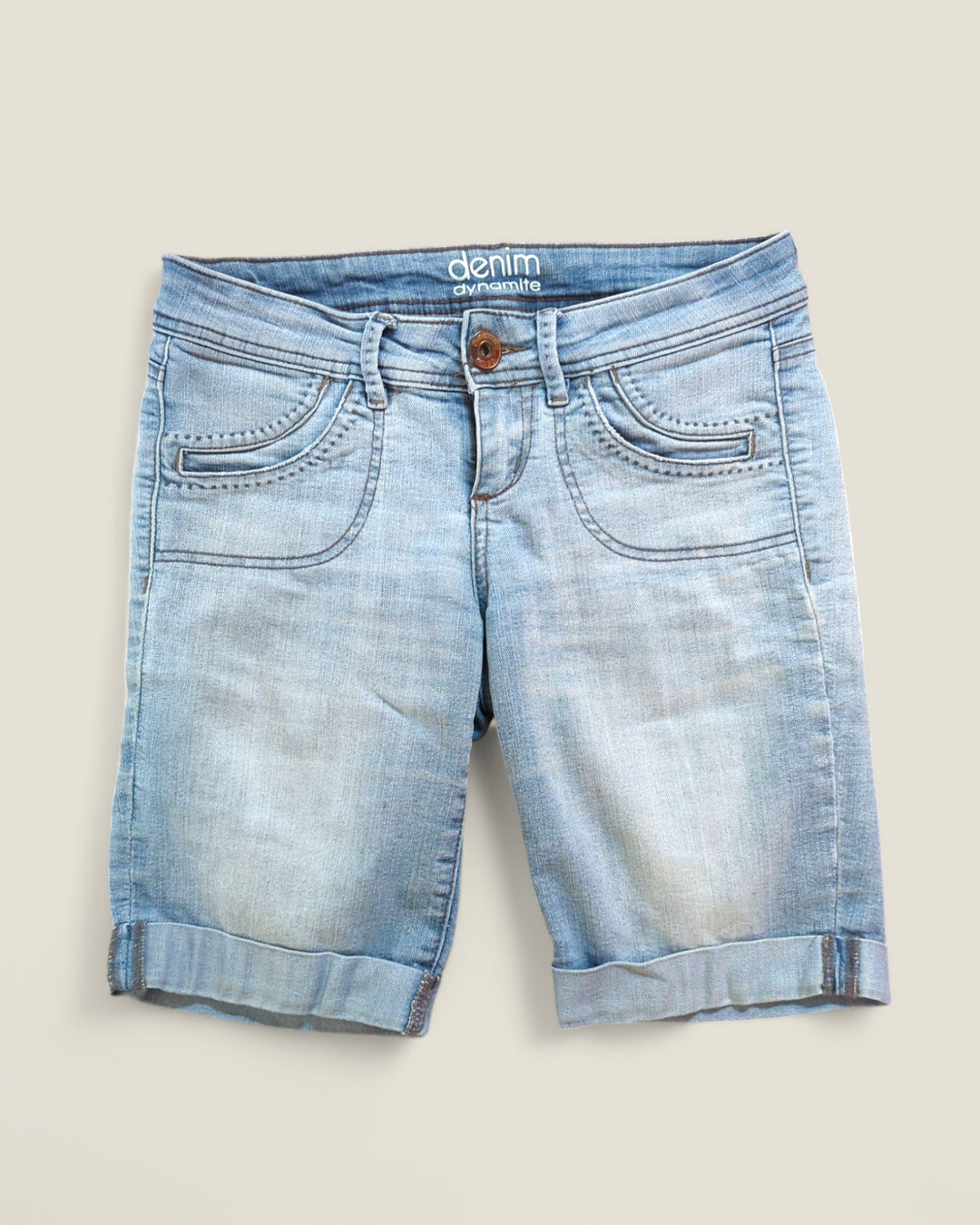 DYNAMITE DENIM SHORTS LADIES SIZE 26 PRE-LOVED