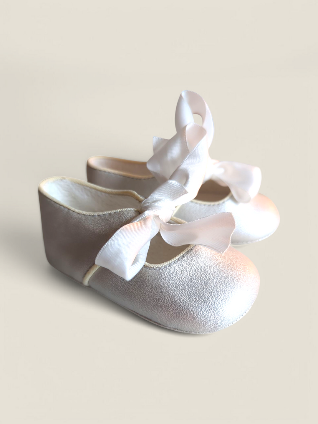 MAYORAL SILVER SOFT SOLE MARYJANE WITH BOW 18M PRE-LOVED