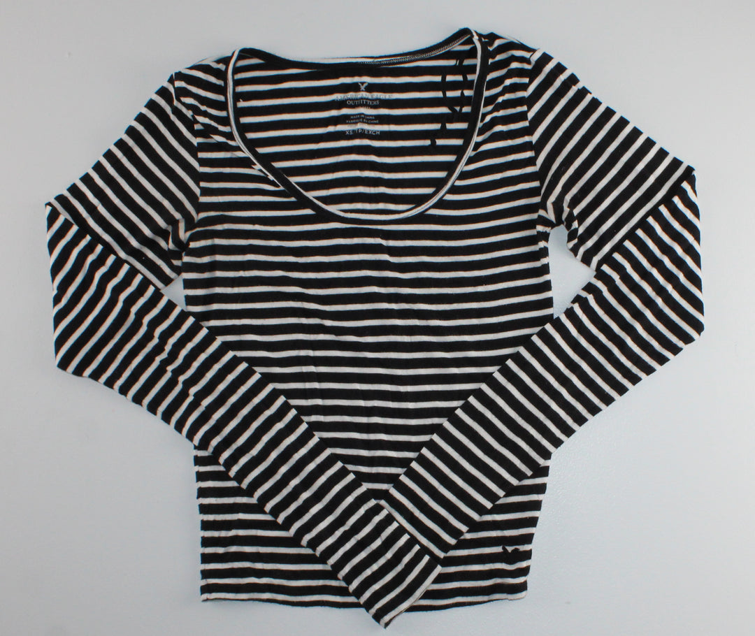 AMERICAN EAGLE BLACK STRIPED STRETCH TOP LADIES XS PRE-LOVED