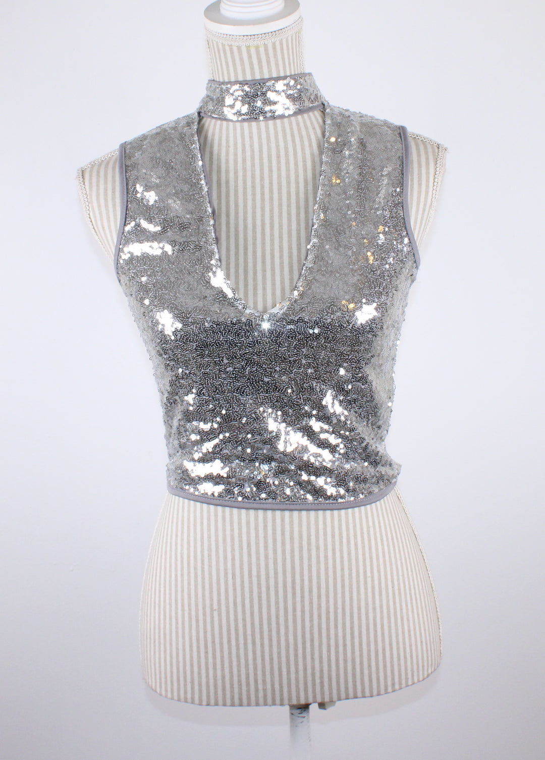 REVAMPED SILVER SEQUIN TOP LADIES MEDIUM PRE-LOVED