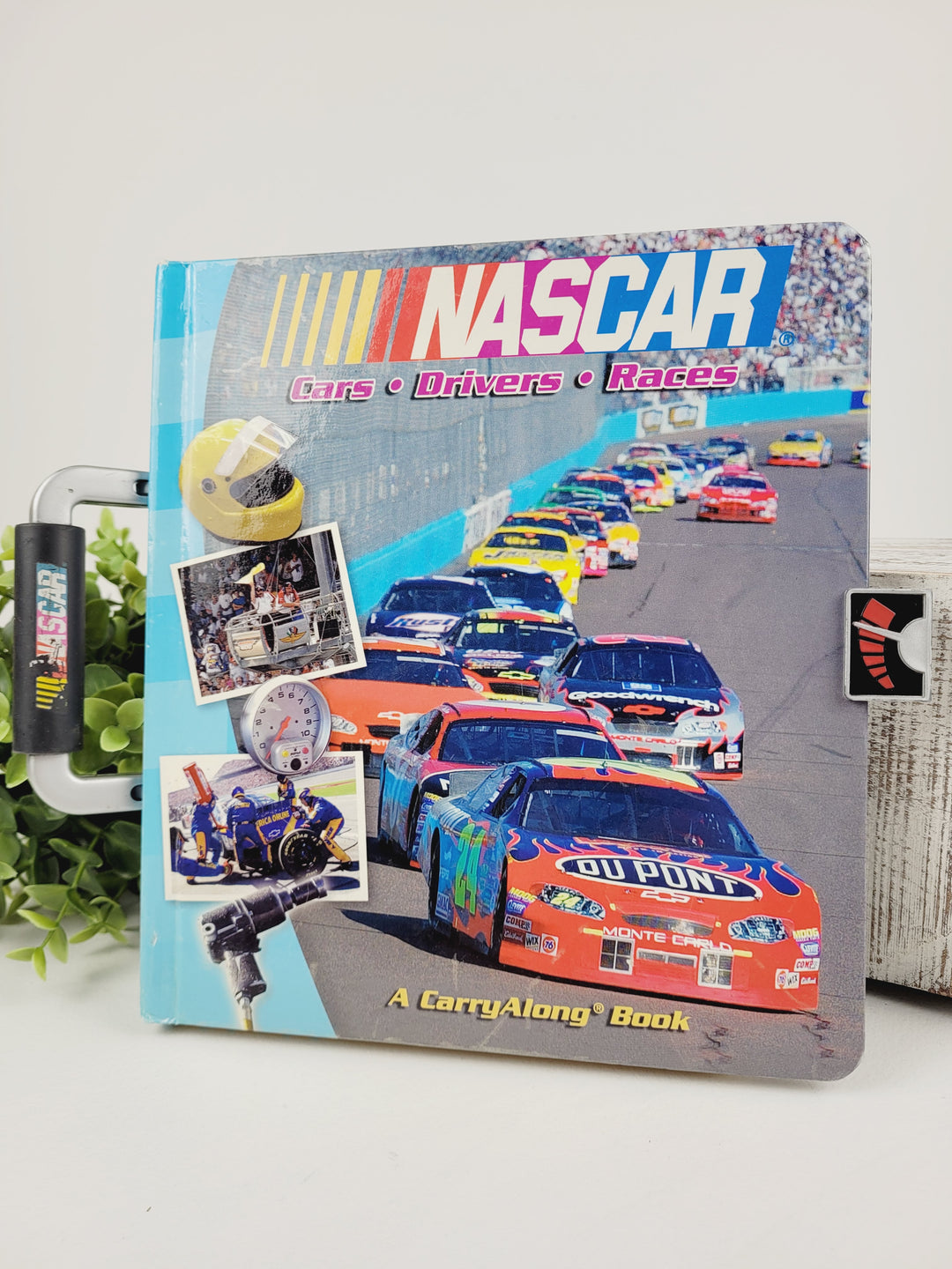 NASCAR BOARD BOOK WITH HANDLE VGUC