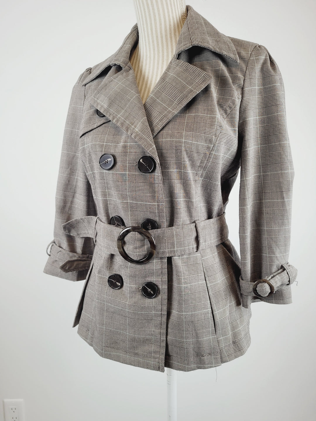 URBAN BEHAVIOUR PLAID JACKET LADIES LARGE PRE-LOVED