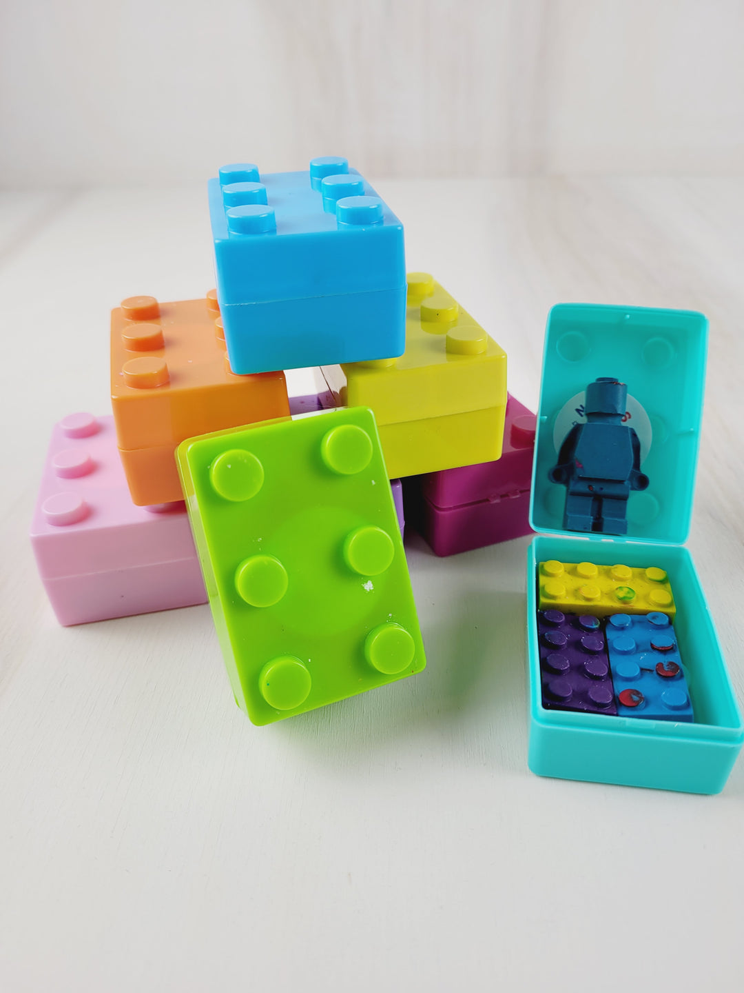 Noah's Crayon Creations, Assorted Lego Brick Crayons