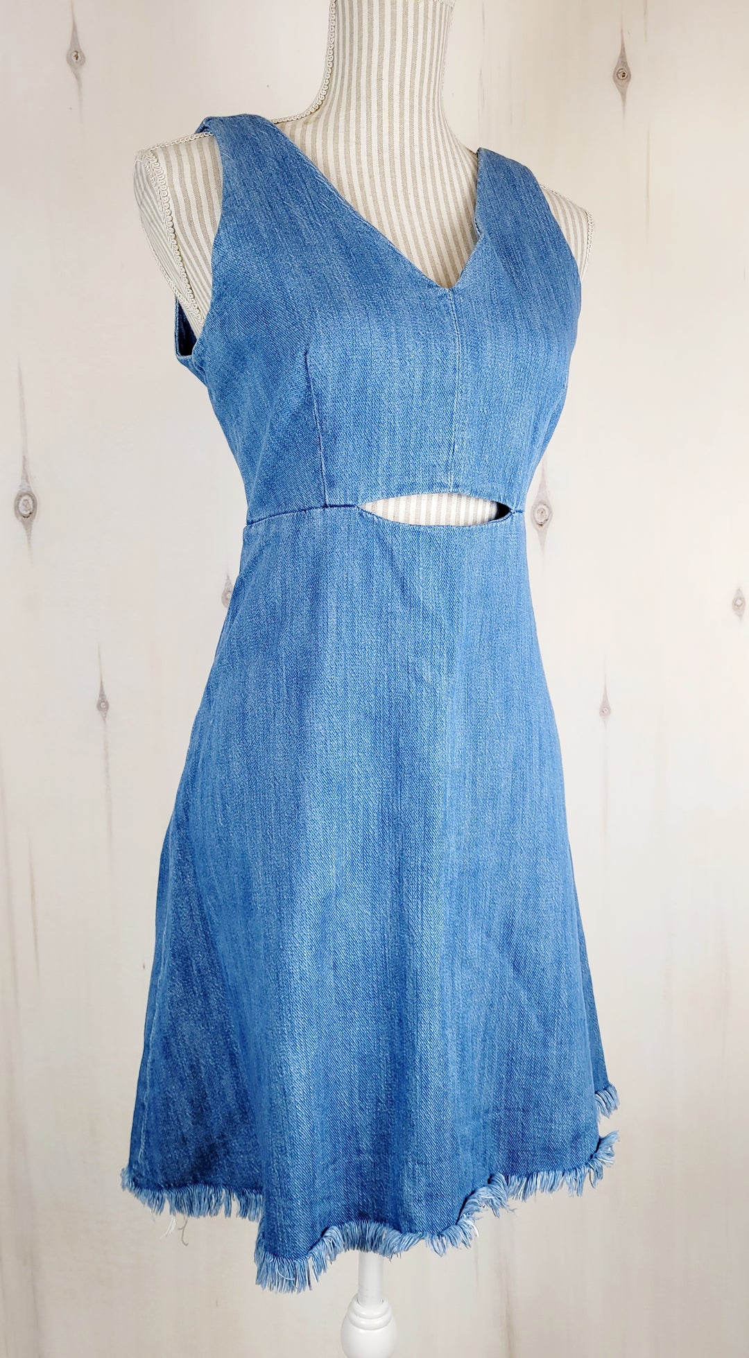 LORD & TAYLOR DENIM DRESS LADIES MEDIUM VGUC