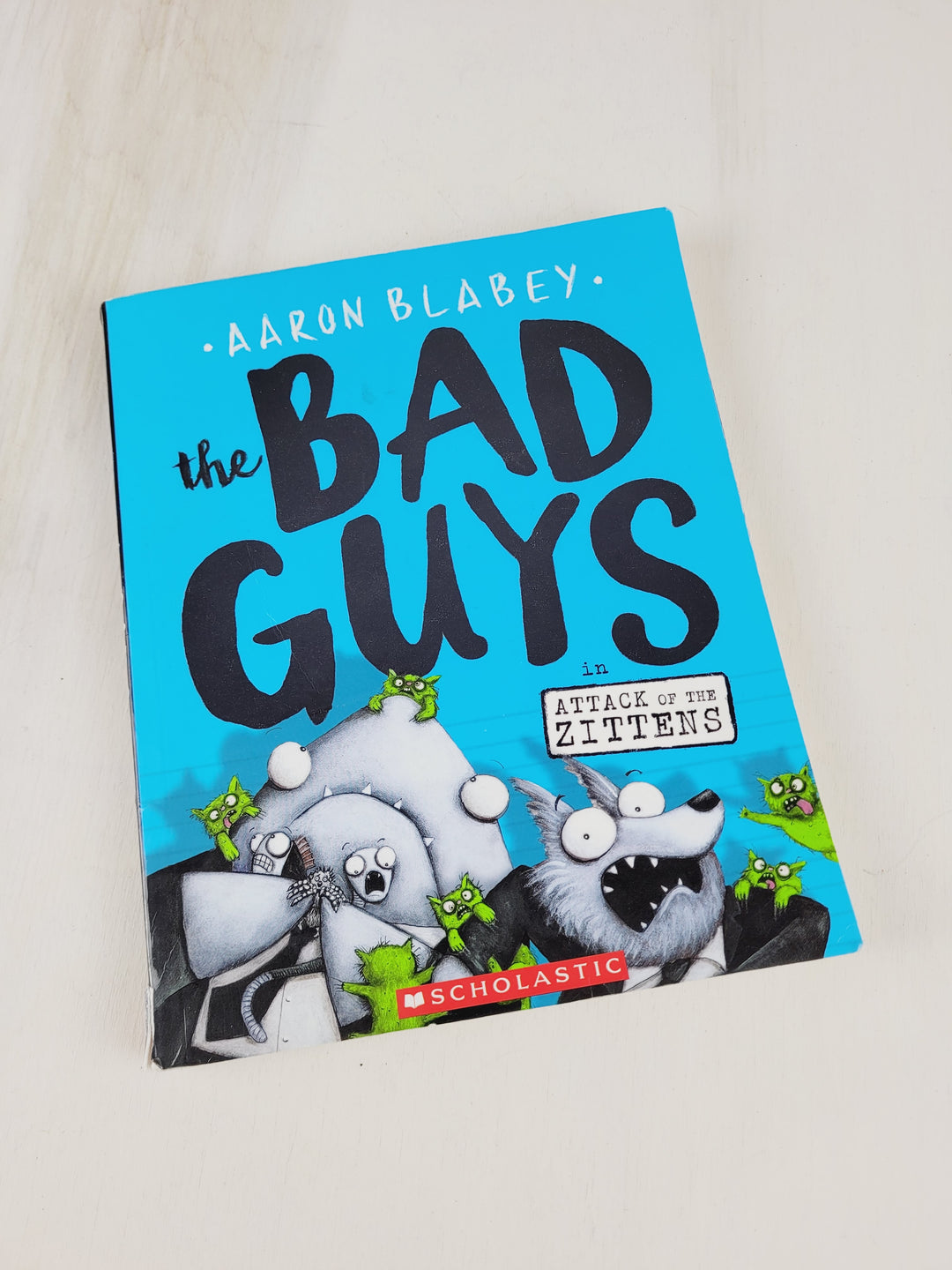 THE BAD GUYS GRAPHIC NOVEL #4 VGUC