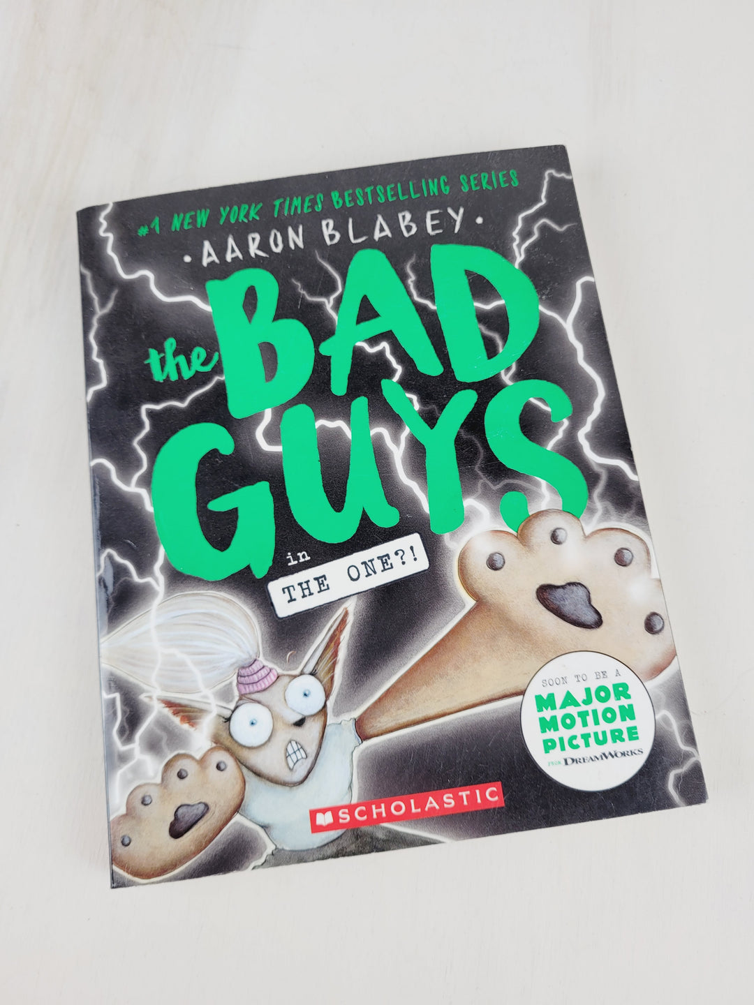 THE BAD GUYS GRAPHIC NOVEL #12 PRE-LOVED
