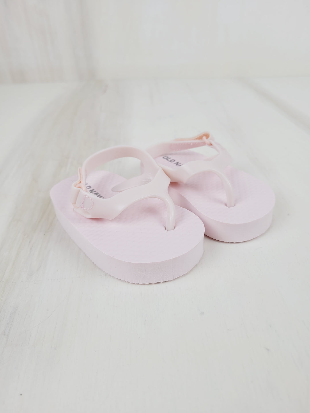 OLD NAVY INFANT SANDALS LIGHT PINK 6-12M EUC