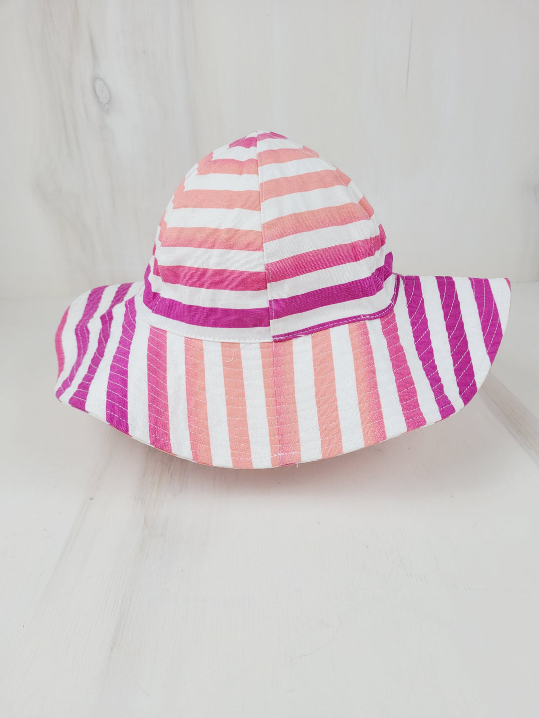 JOE FRESH STRIPED SUNHAT APPROX 4-6Y EUC