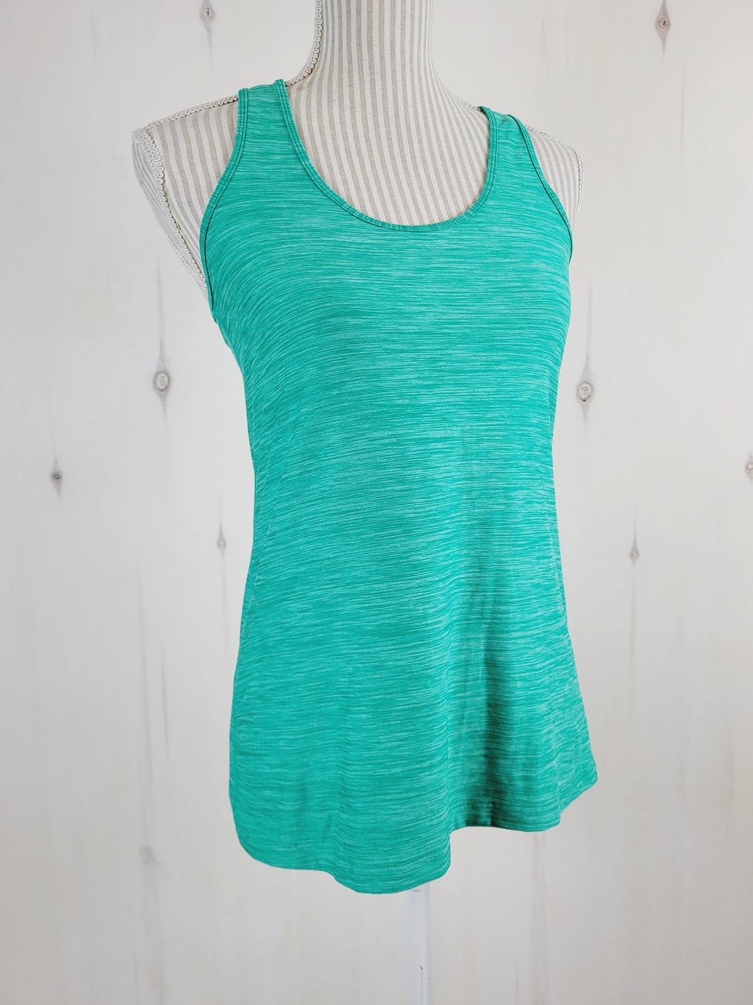 JOIA GREEN ATHLETIC RACERBACK TANK LADIES MEDIUM PRE-LOVED