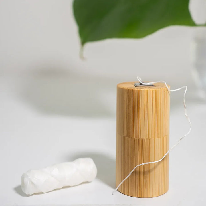 Plantish, Cornstarch Dental Floss in Bamboo Case