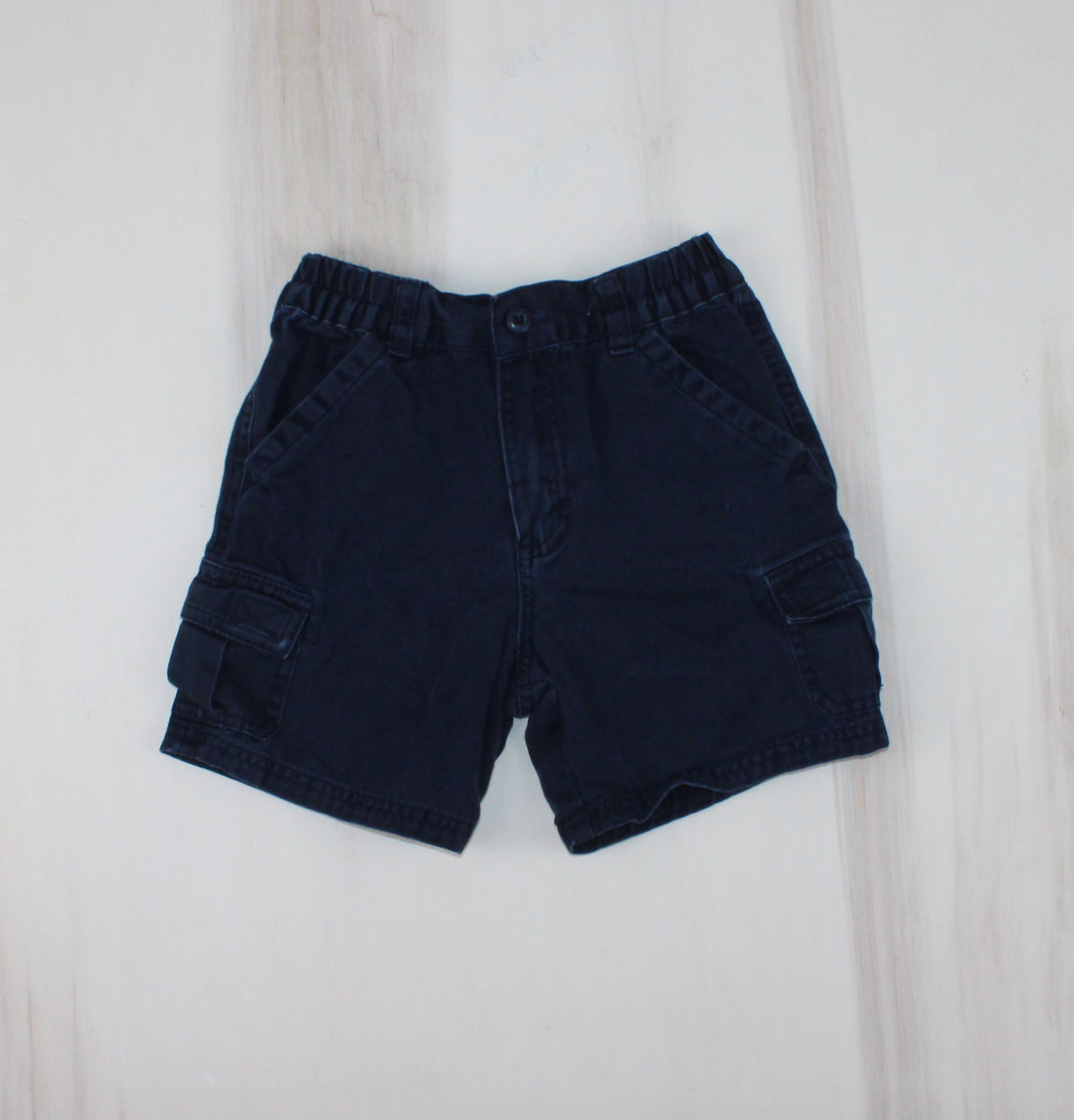 CHILDRENS PLACE NAVY CARGO SHORTS 4Y PRE-LOVED