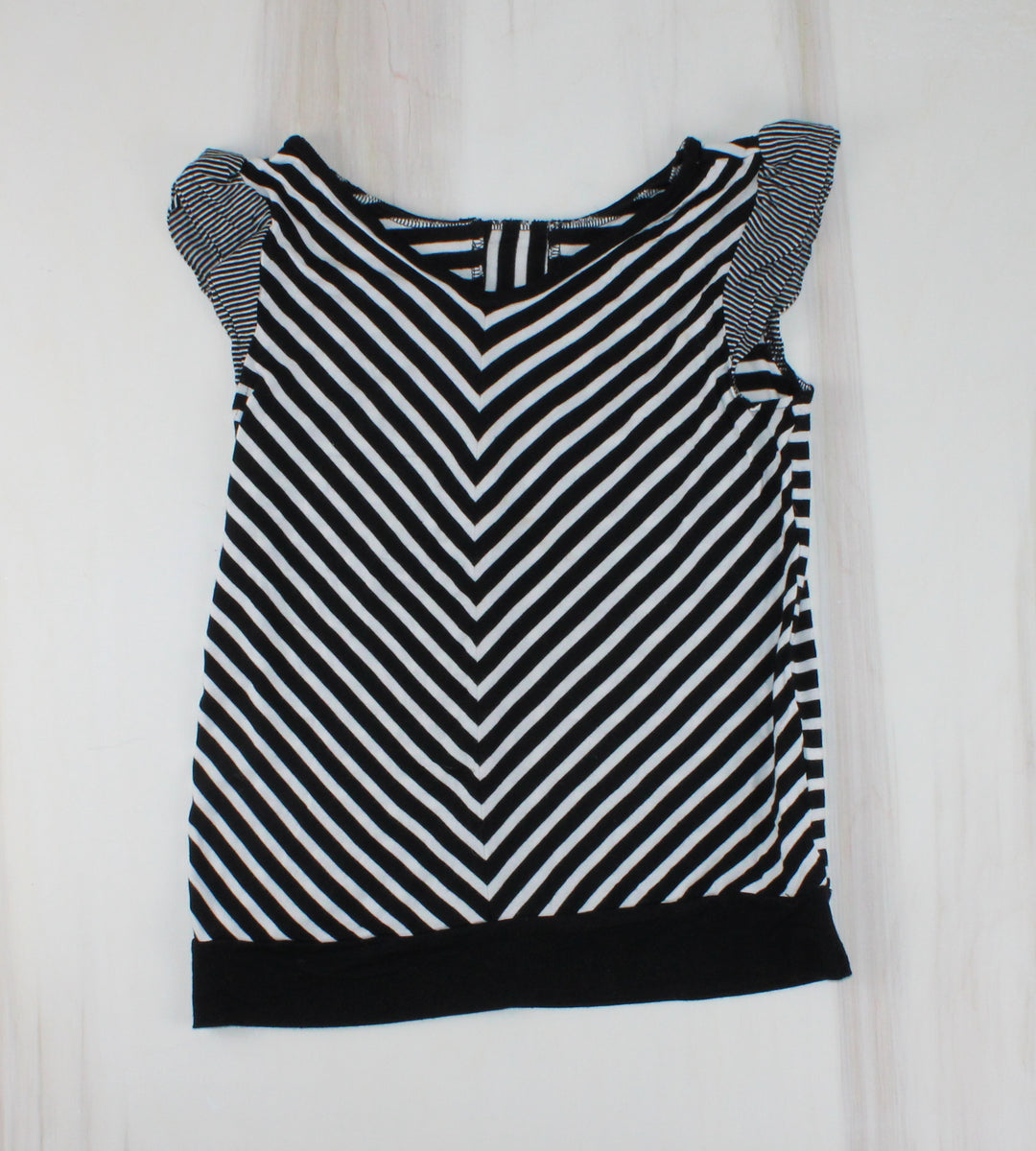 JOE FRESH BLACK/WHITE TOP YLG EUC