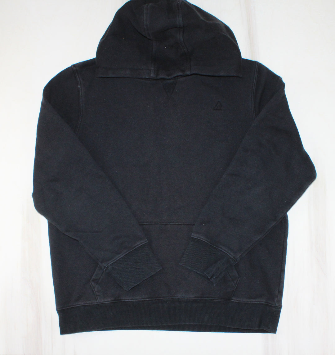 RIPZONE BLACK HOODIE YXL PRE-LOVED