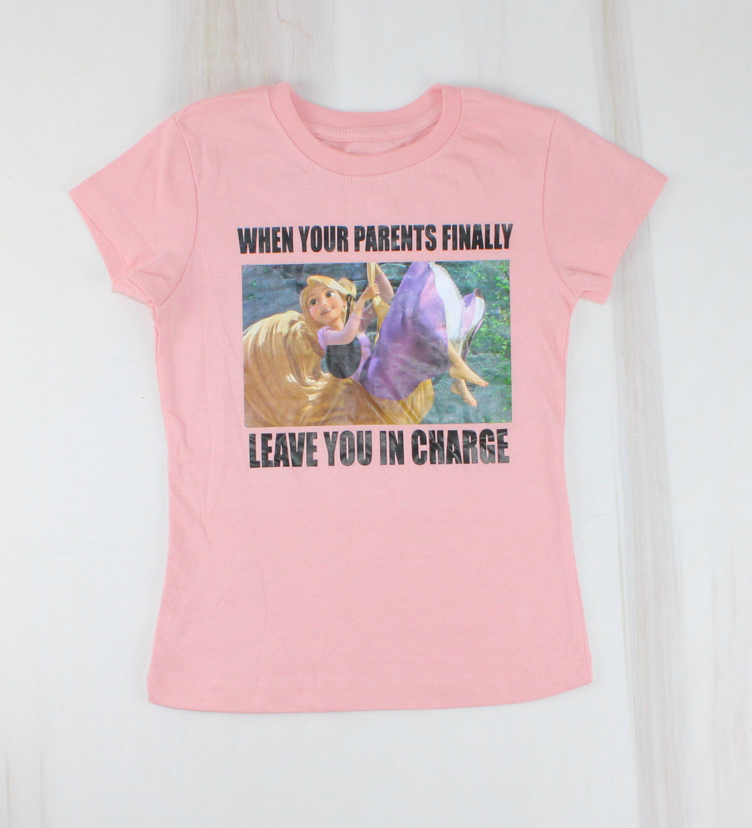 DISNEY RAPUNZEL TSHIRT 4Y EUC