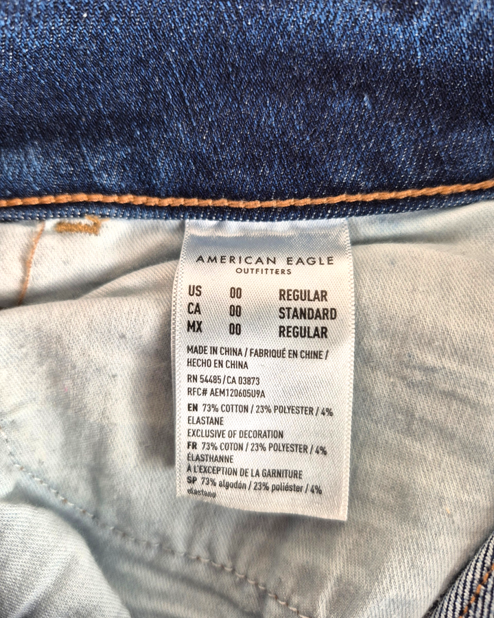 Pre-Loved American Eagle Distressed Jeans Ladies Size 00 | Betty’s Marketplace