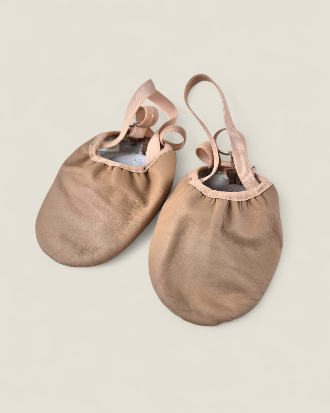 Pre-Loved Angelo Luzio Half-Sole Dance Shoes Size 5 | Betty’s Marketplace