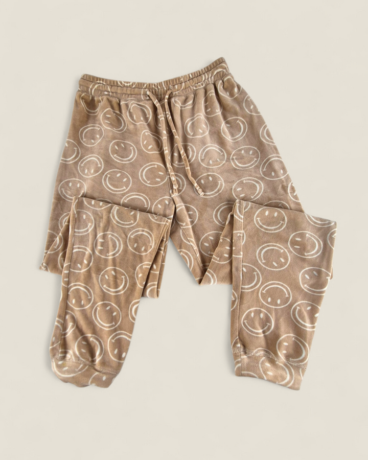 Pre-Loved Bluenotes Tan Velour Smiley Lounge Wear Ladies XS | Betty’s Marketplace