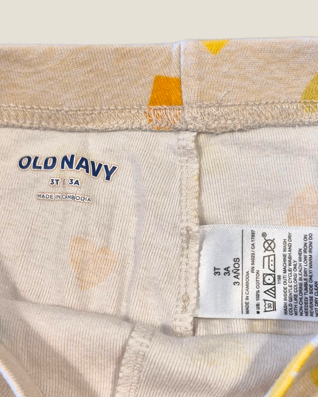 Pre-Loved Old Navy Heart Leggings Girls 3Y | Betty’s Marketplace