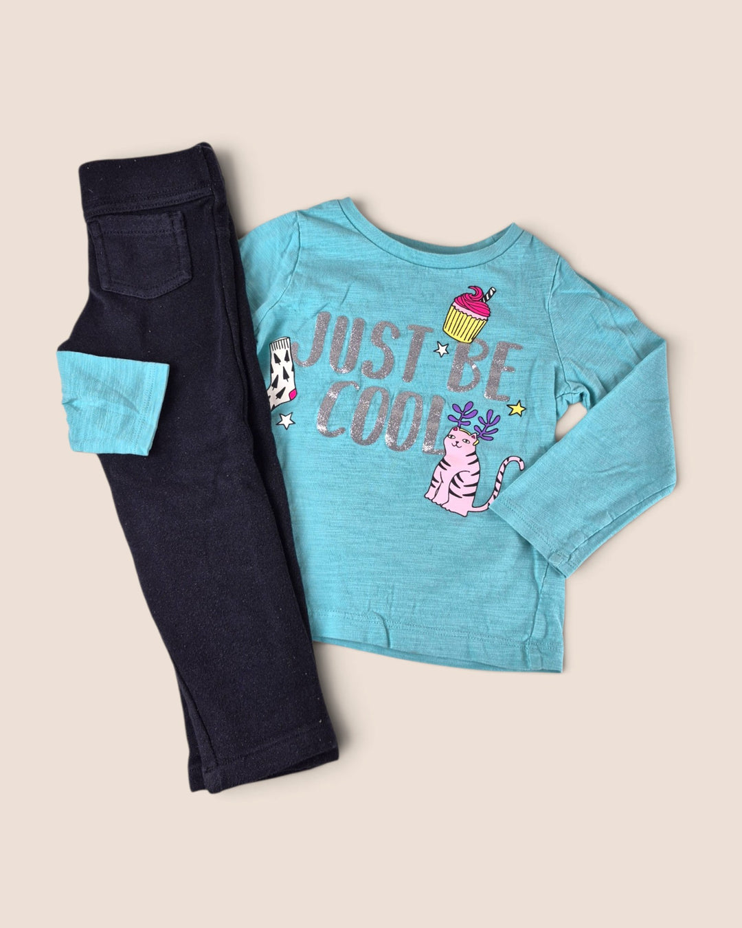 Pre-Loved Carter's "Just Be Cool" Glitter Outfit Girls 3Y | Betty’s Marketplace