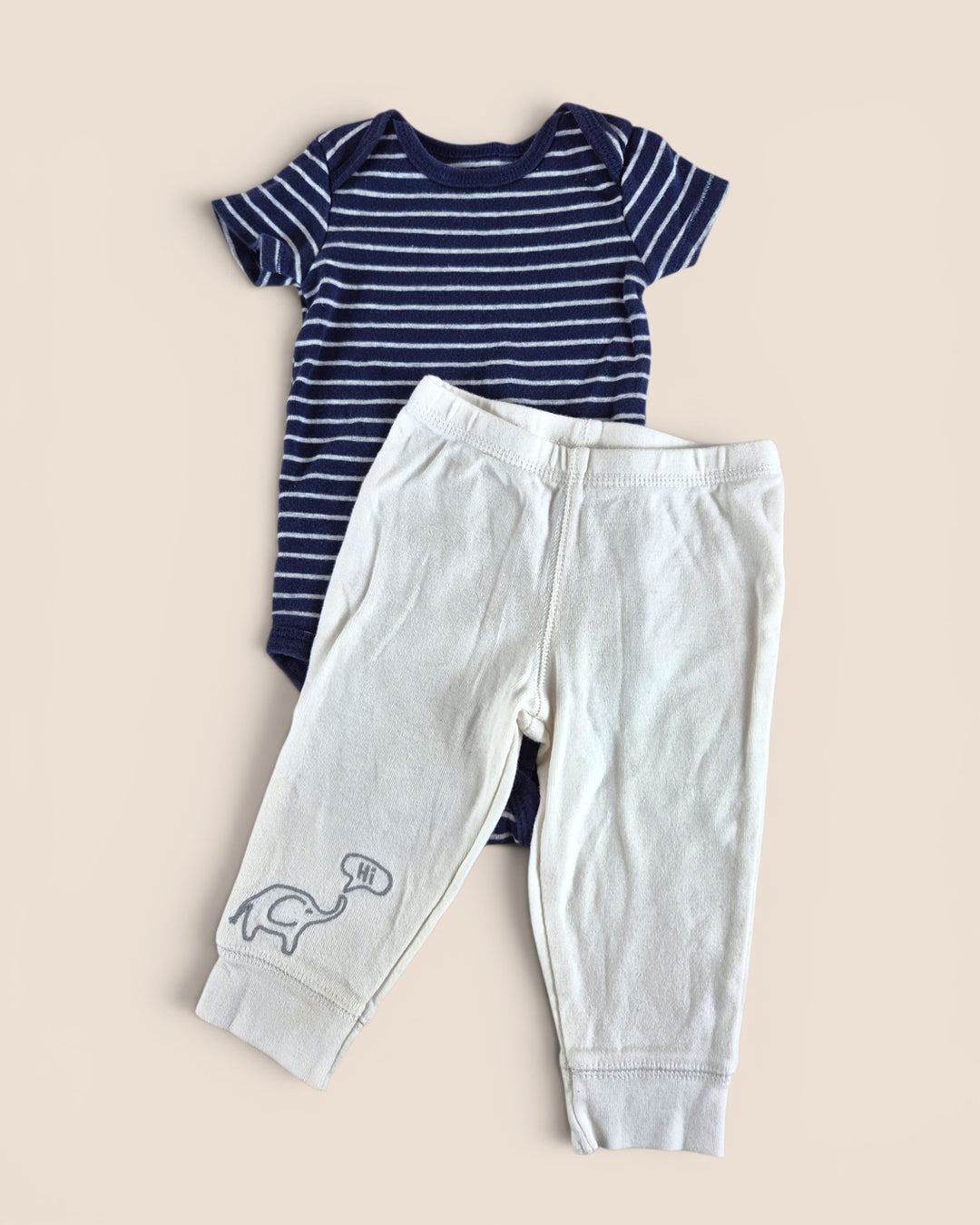 Pre-Loved Carter's White And Navy Outfit 6M | Betty’s Marketplace