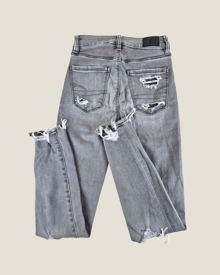 Pre-Loved Grey American Eagle Distressed Jeans Ladies Size 00 | Betty’s Marketplace