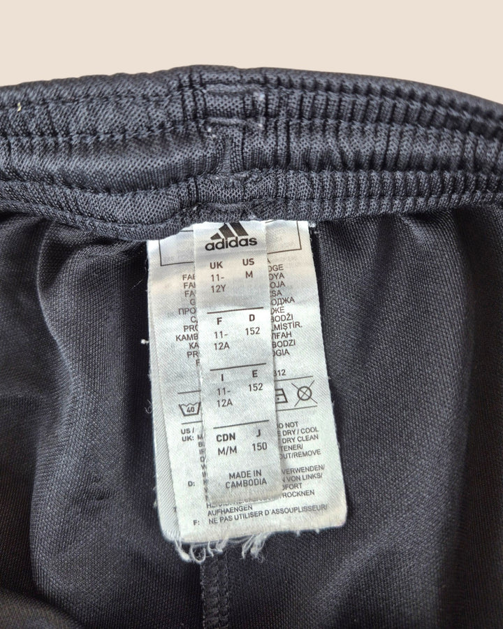 Pre-Loved Adidas Black Athletic Shorts Boys 11-12Y | Betty’s Marketplace