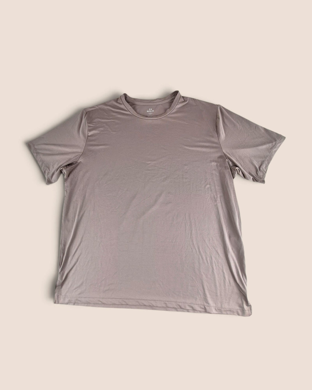 Pre-Loved Underarmour Tan Athletic T Shirt Adult XL | Betty’s Marketplace