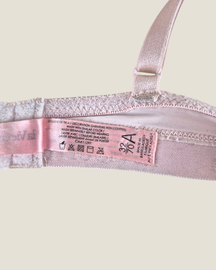 Pre-Loved La Vie En Rose Pink Bra Ladies 32A | Betty’s Marketplace