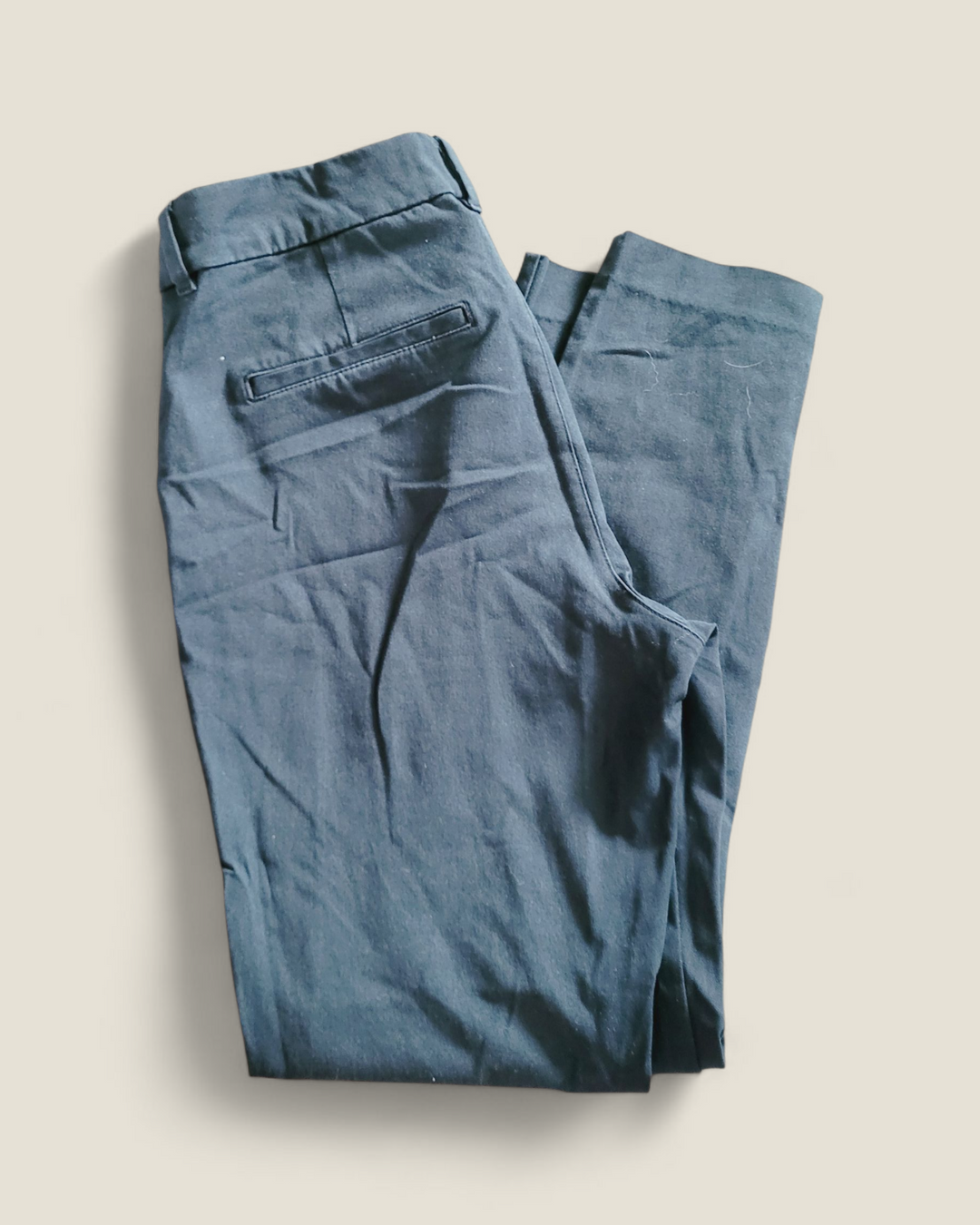 OLD NAVY DARK BLUE  PIXIE PANT LADIES SIZE 6 PRE-LOVED