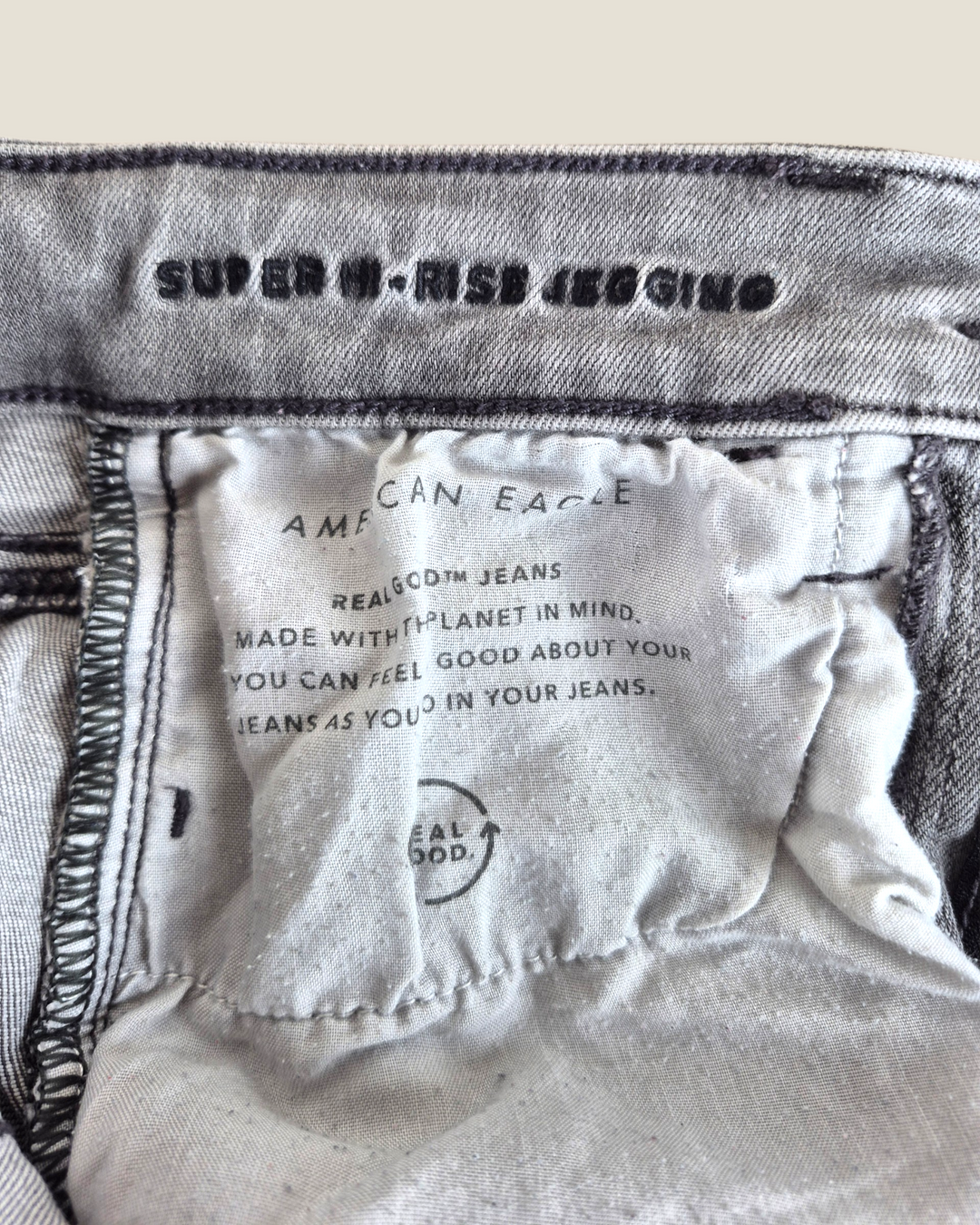 Pre-Loved Grey American Eagle Distressed Jeans Ladies Size 00 | Betty’s Marketplace