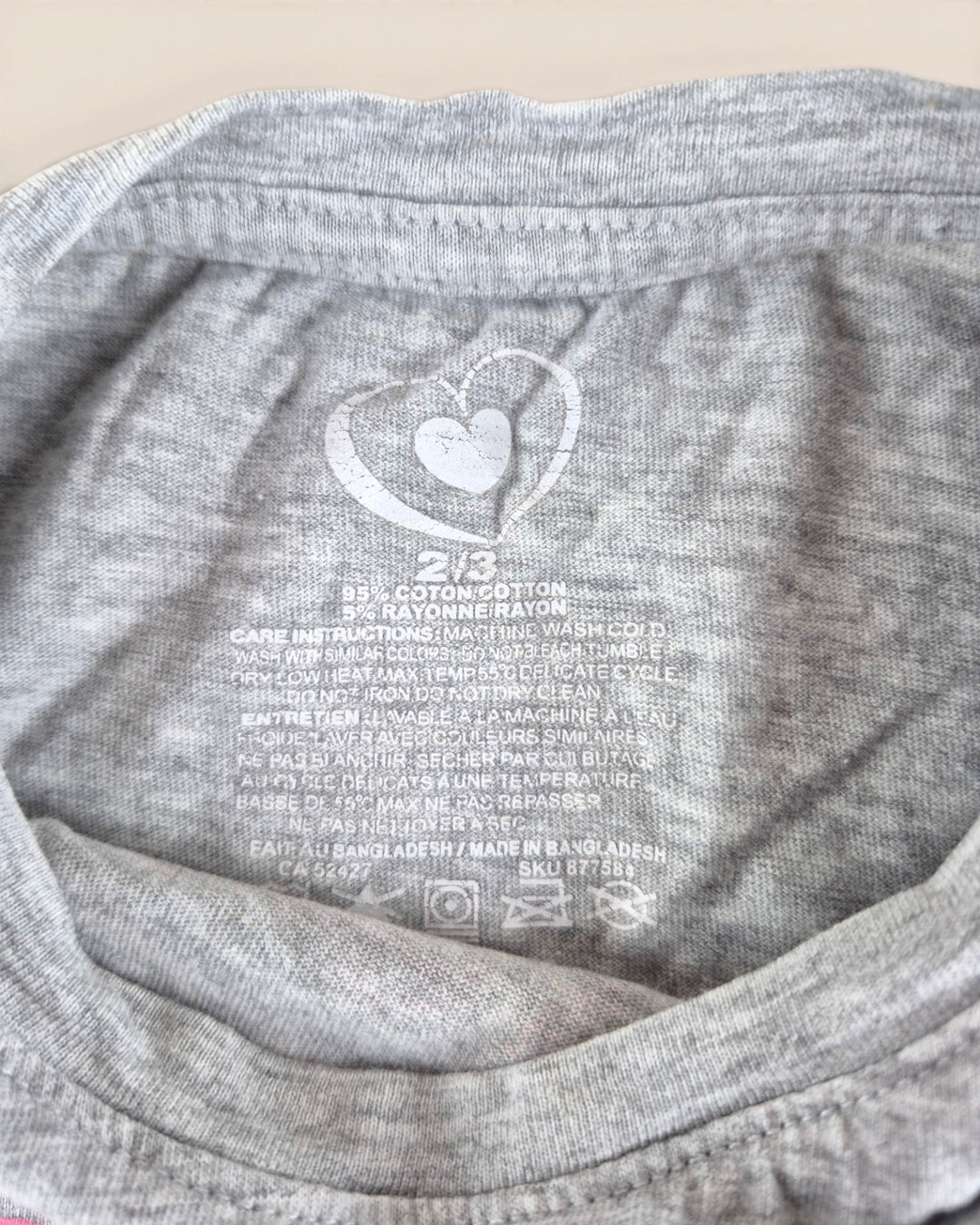 Pre-Loved Grey "Love" T Shirt Girls 2-3Y | Betty’s Marketplace