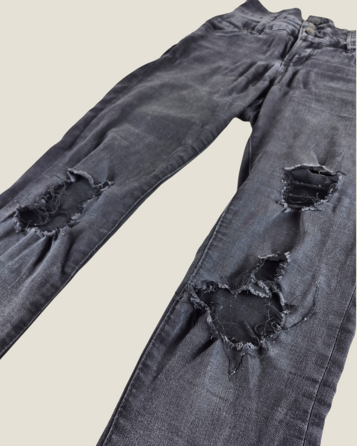 Pre-Loved Bluenotes Black Distressed Jeans Ladies Size 00 | Betty’s Marketplace