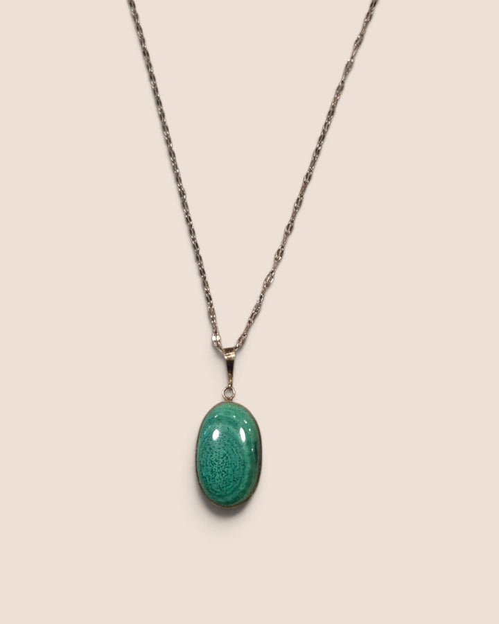 The Crystal Compass, Crystal Necklaces