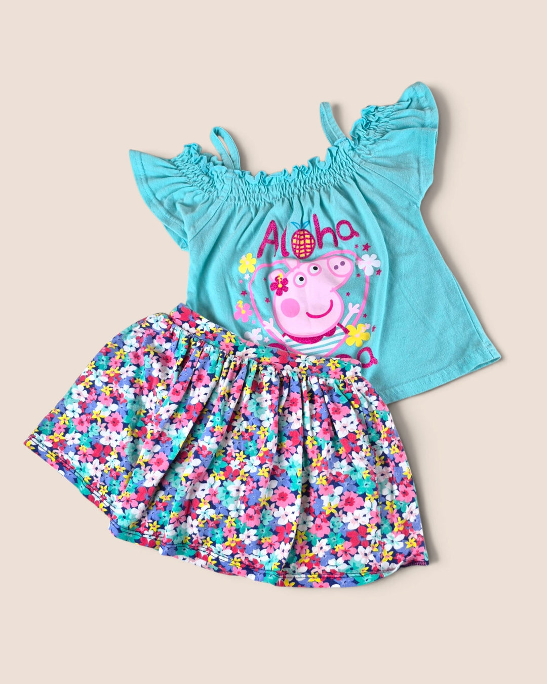 Pre-Loved Peppa Pig & Carter's "Aloha Peppa" Outfit Girls 3Y | Betty’s Marketplace