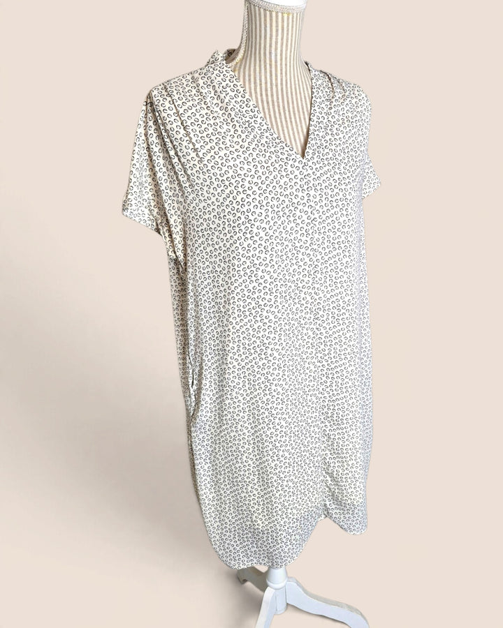 Pre-Loved Denver Hayes Cream Patterned Dress Ladies Large | Betty’s Marketplace