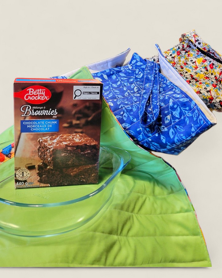 Momma's Gift Shop, Fabric Pie Carrier Kit