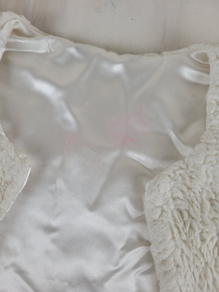 WHITE FUR VEST 8/10Y PRE-LOVED