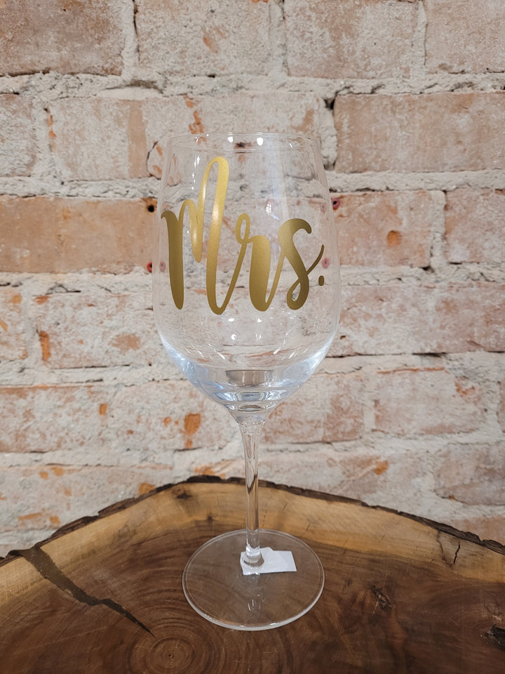 Liz's Custom Creations,  Stem Wine Glasses