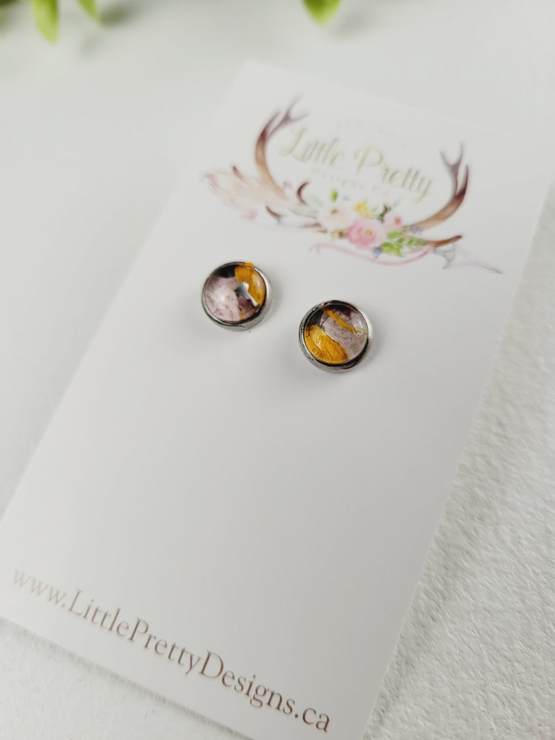 Little Pretty Designs, Pressed Flower Earrings