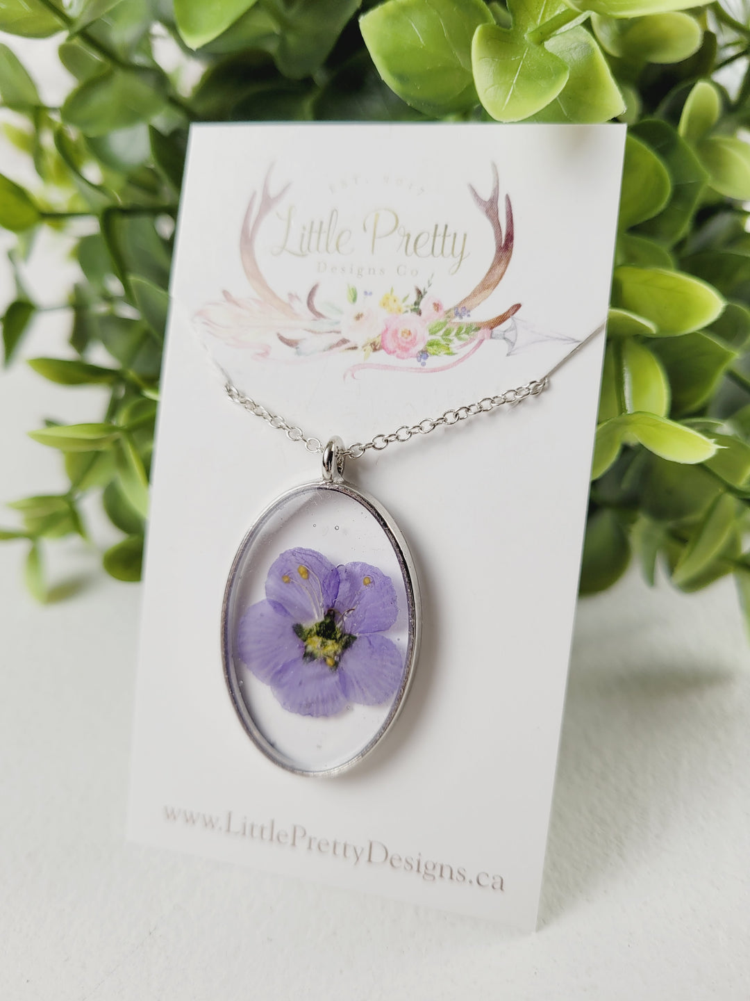Little Pretty Designs, Pressed Flower Necklaces
