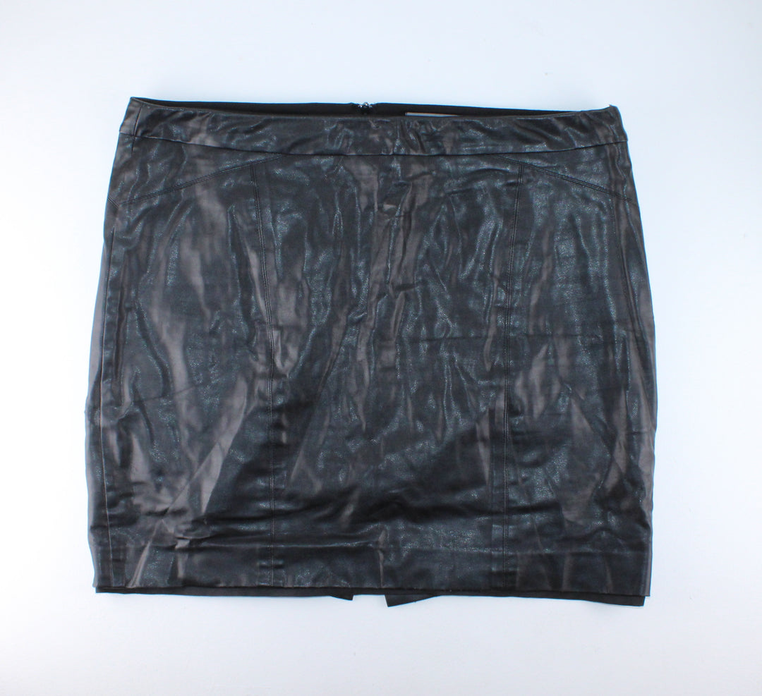 LE CHATEAU BLACK SKIRT LADIES 11/12 PRE-LOVED