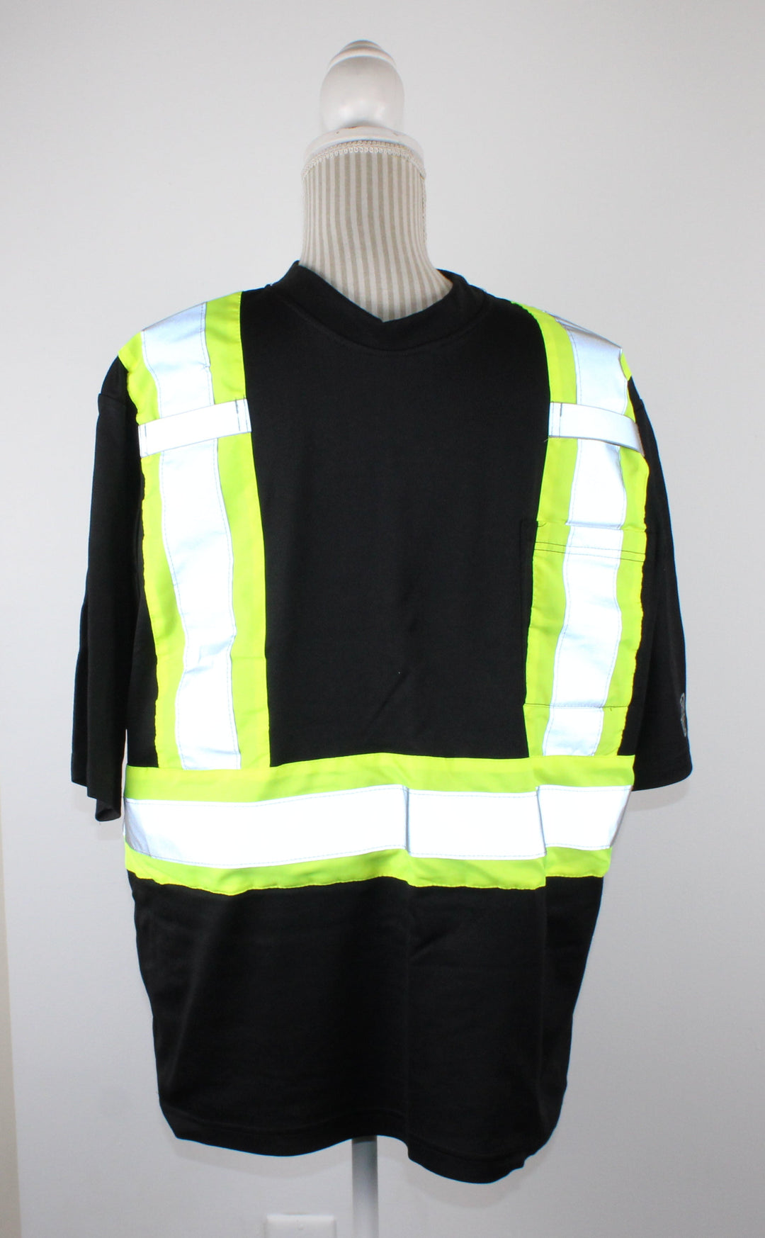 DAKOTA BLACK SAFETY SHIRT LARGE EUC