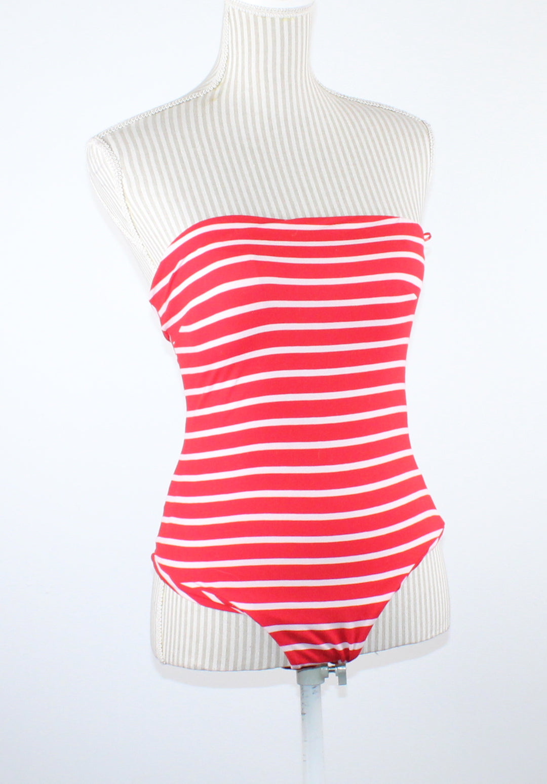 URBAN HERITAGE SLEEVELESS BODYSUIT STRIPED RED LADIES SMALL NEW!