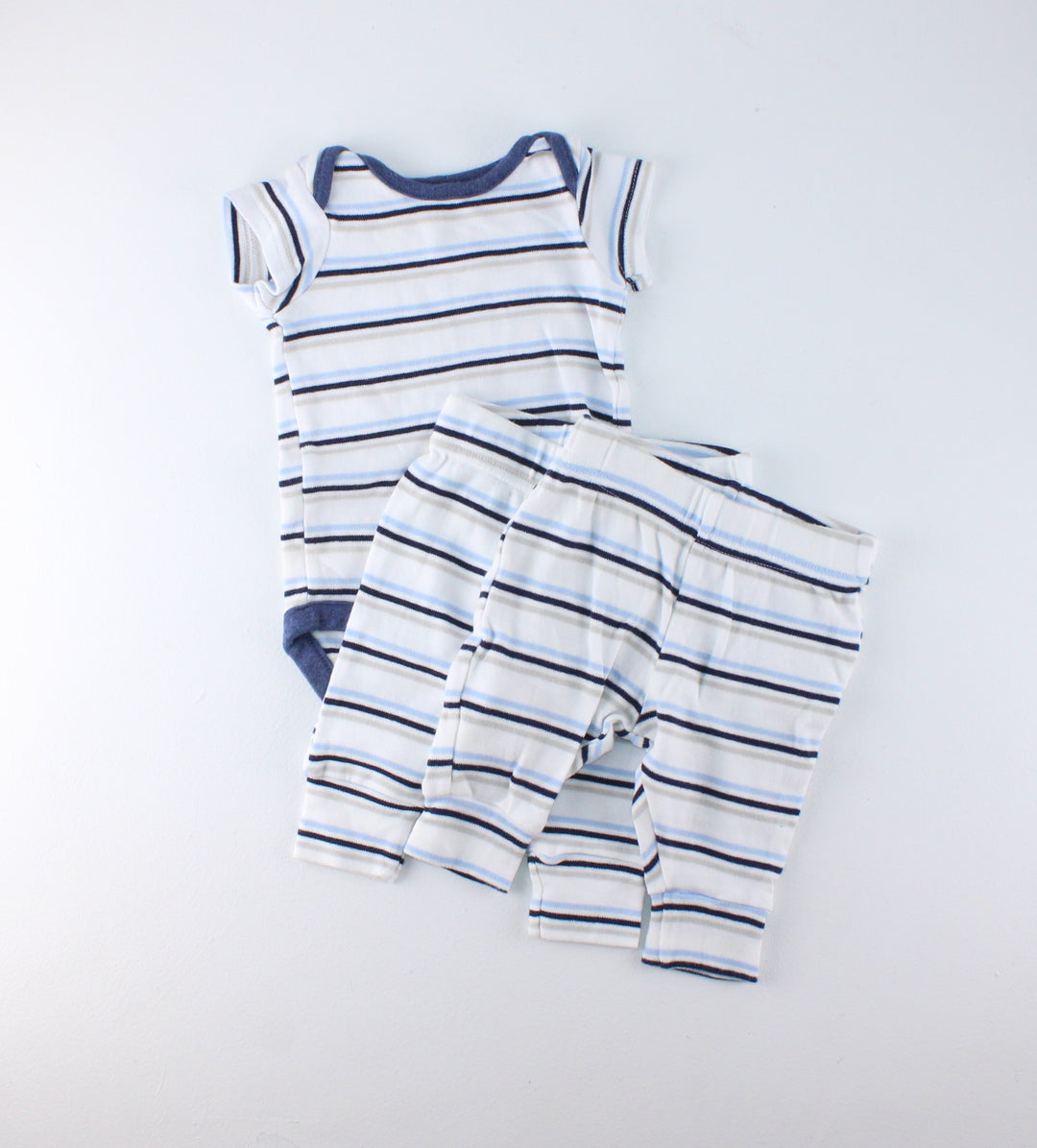 GEORGE STRIPED OUTFIT 0-3M EUC